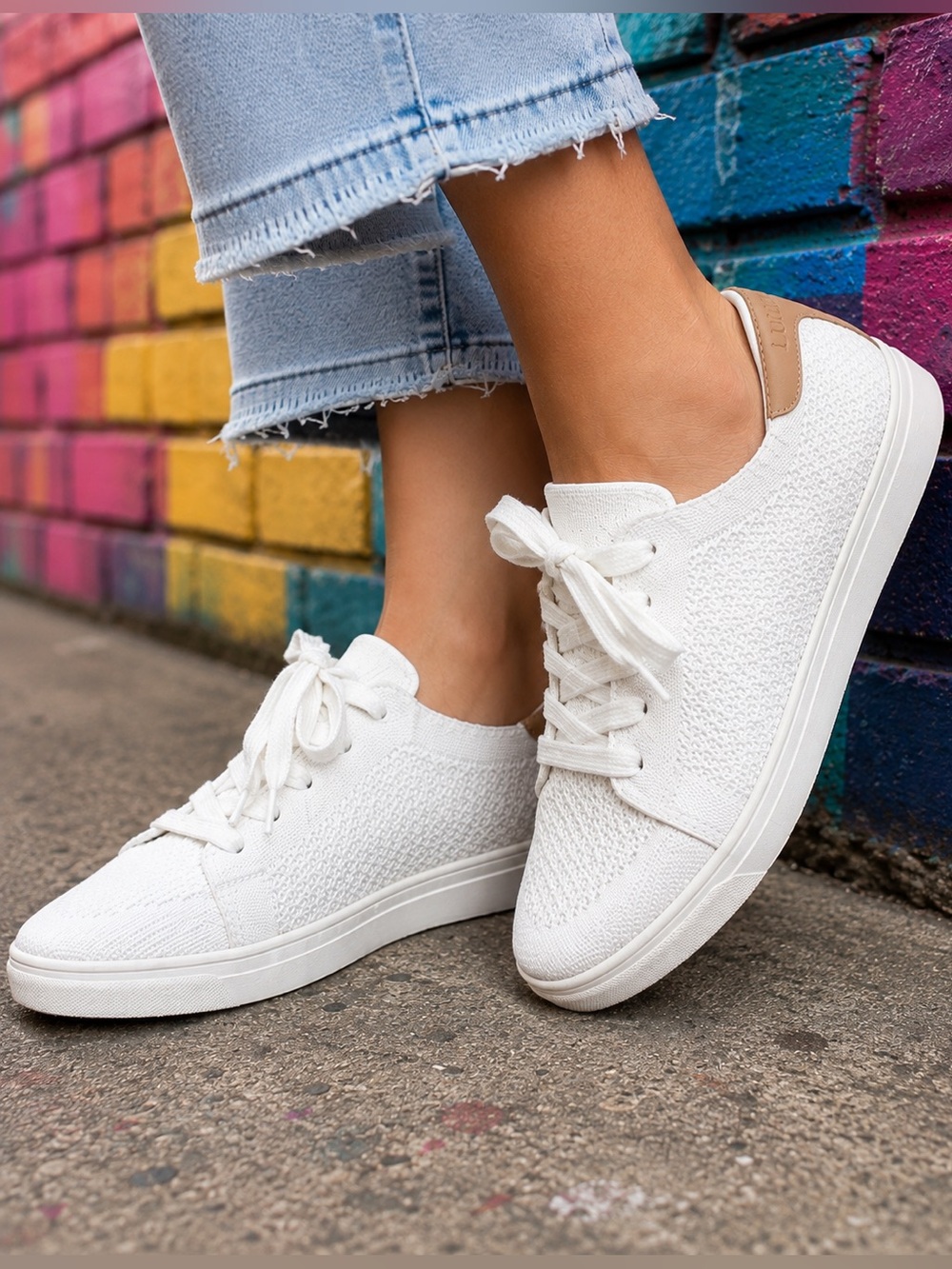 Lucky Leigan Sneaker Size 6.5